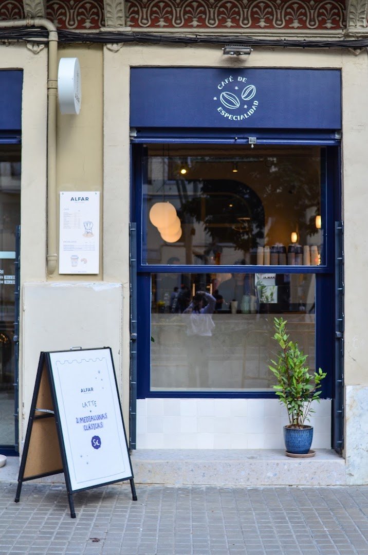 ALFAR - Medialunas y Café | Poblenou specialty coffee shop in Barcelona - photo 5