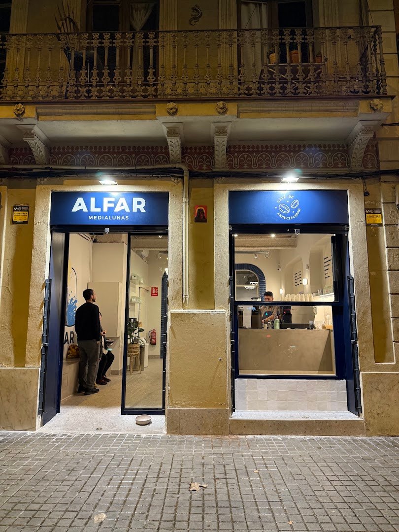 ALFAR - Medialunas y Café | Poblenou specialty coffee shop in Barcelona - photo 8