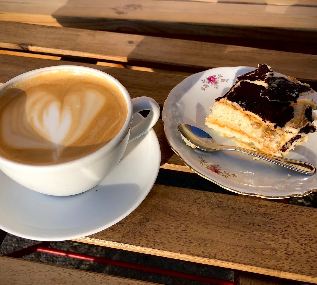 Coffee at Kersh, specialty coffee shop in Stockholm