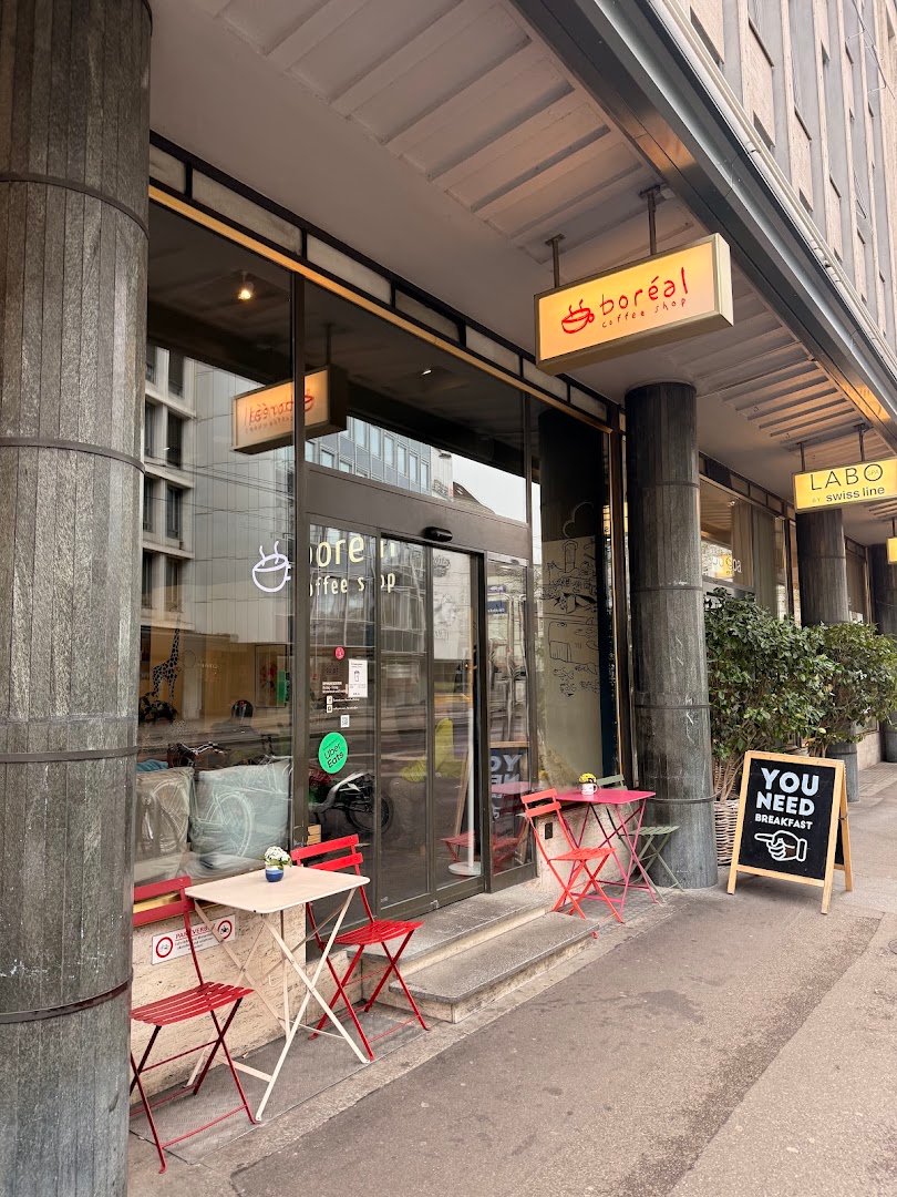 Storefront of Boréal Coffee Shop - Talacker, specialty coffee shop in Zurich
