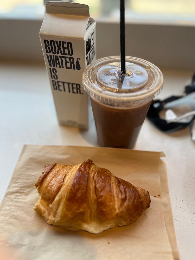 -320° Coffee & Creamery specialty coffee shop in Detroit - photo 6