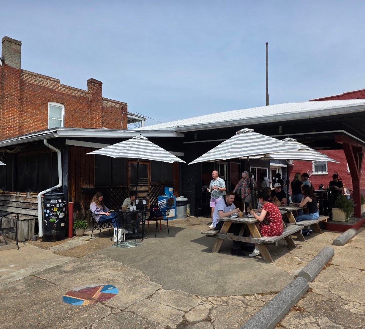 Storefront of Lamplighter Coffee Roasters - Addison St, specialty coffee shop in Richmond