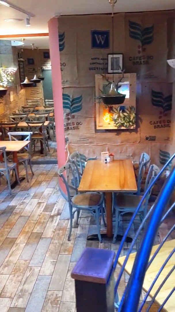 Interior of Southern Cross Cafe, specialty coffee shop in Edinburgh