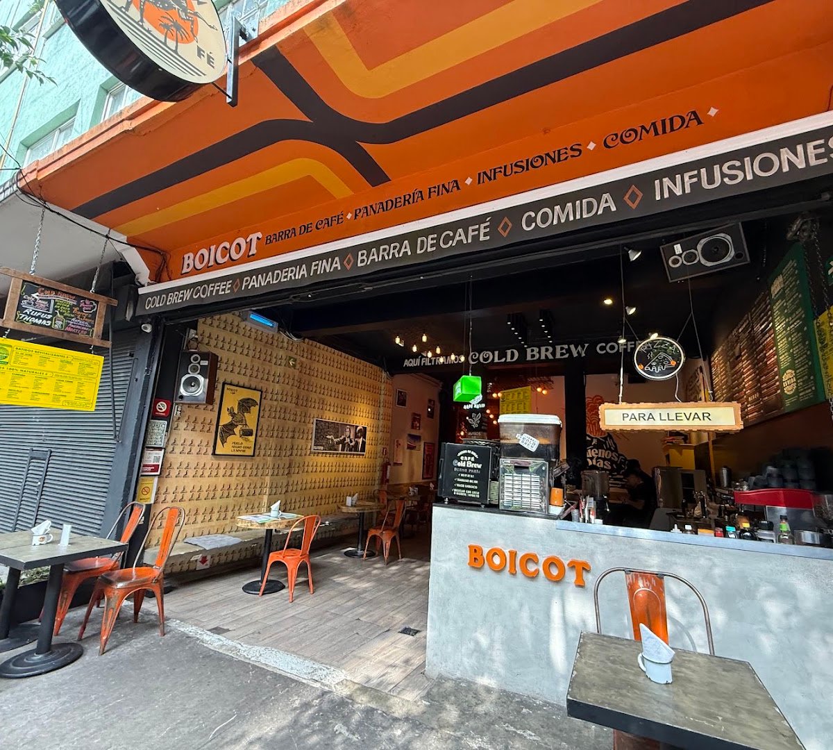 Storefront of Boicot Café, specialty coffee shop in Mexico City