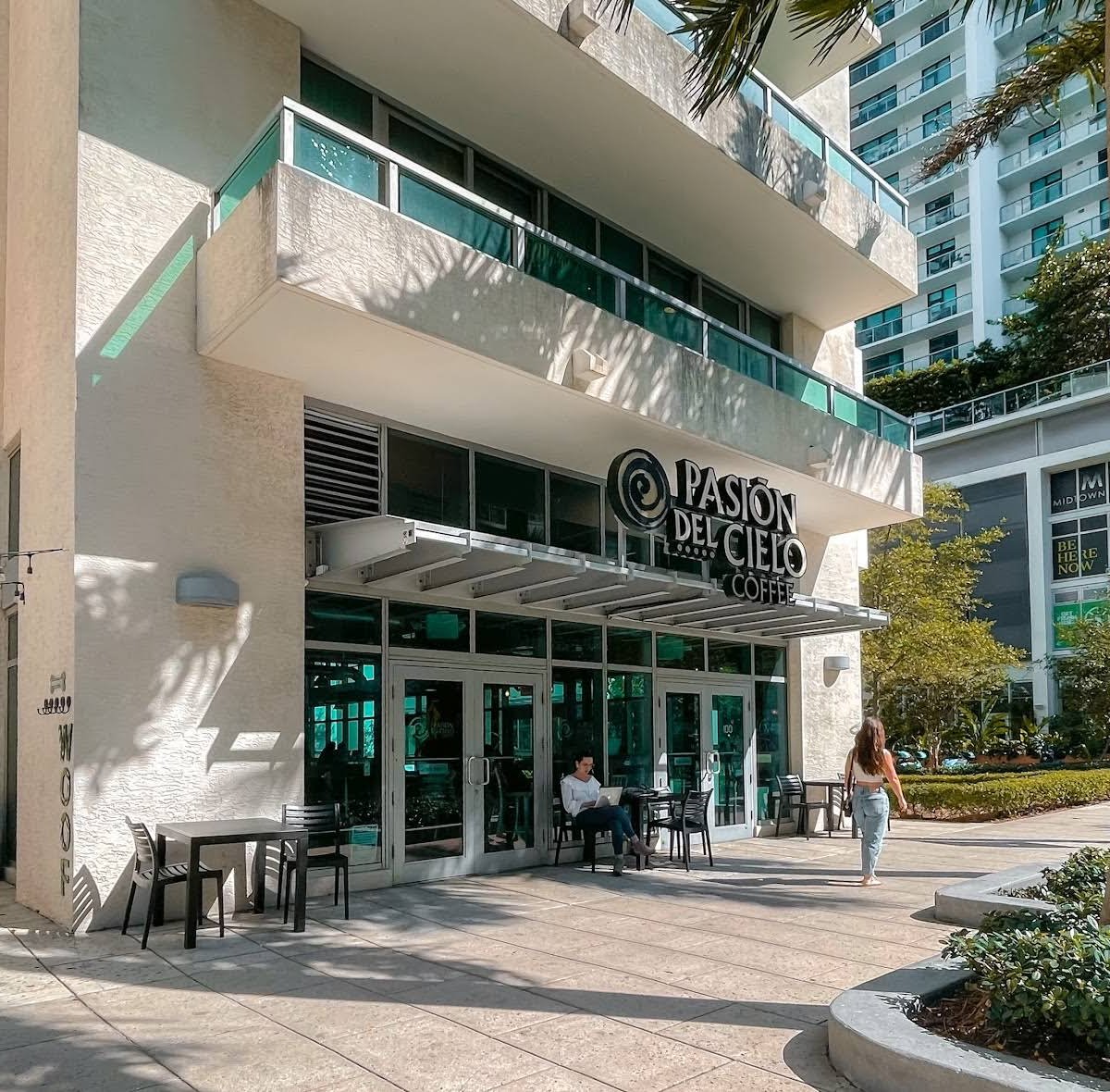 Pasion Del Cielo Coffee specialty coffee shop in Miami - photo 12