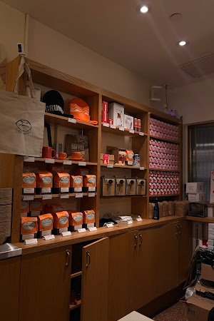 Cafe Grumpy - Rockefeller Center specialty coffee shop in New York - photo 11