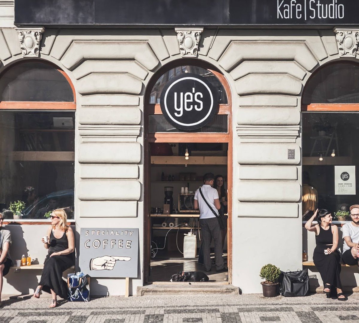 Storefront of Ye's kafe | studio, specialty coffee shop in Prague
