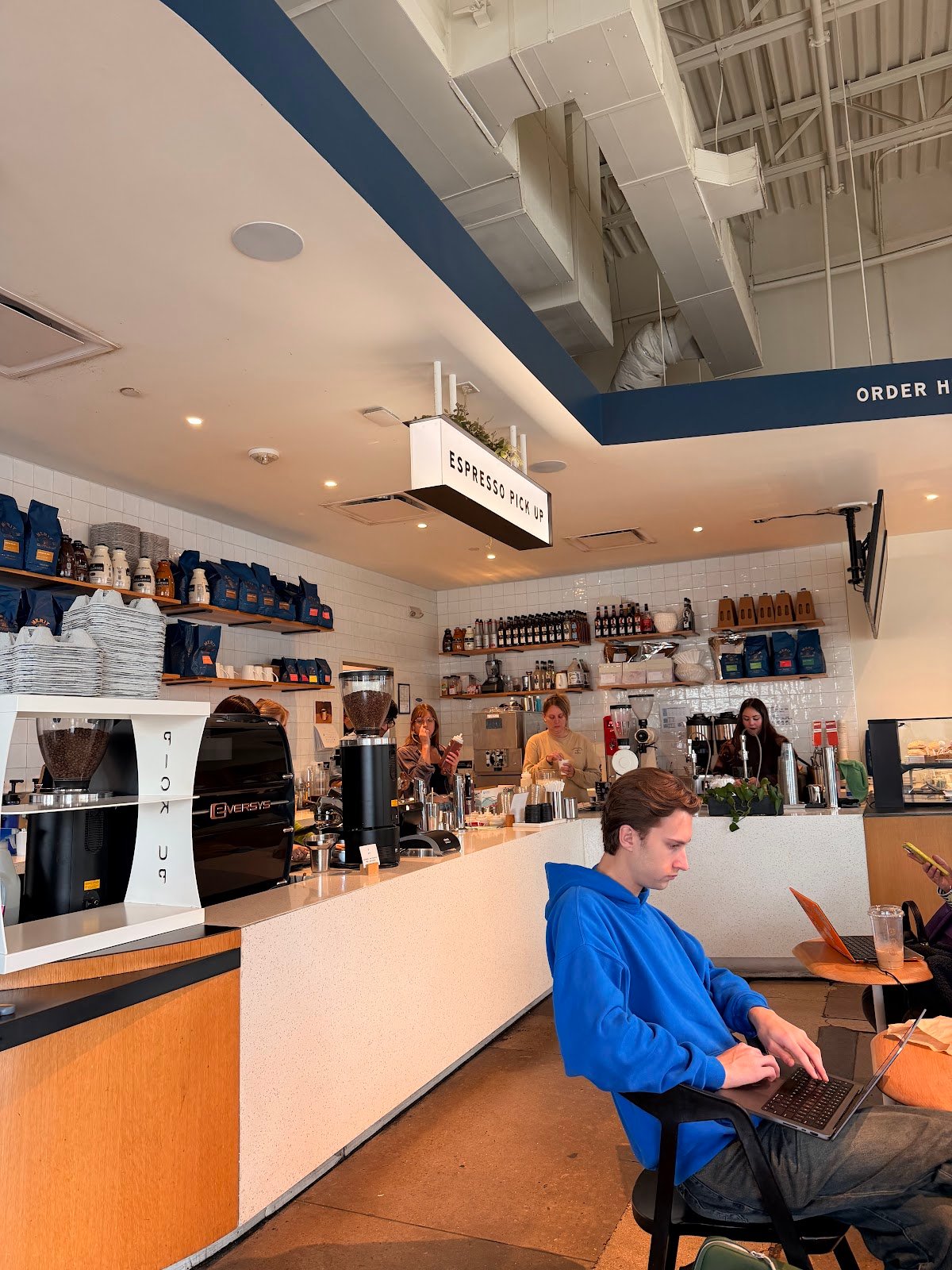 Merit Coffee Co. specialty coffee shop in Austin - photo 3