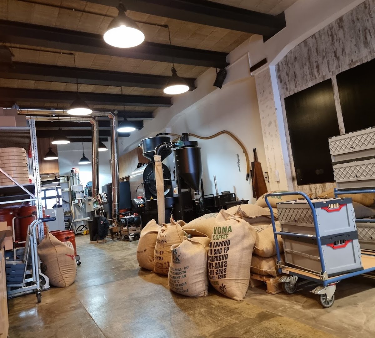ZAZZA Kaffeerösterei specialty coffee shop in Berlin - photo 3