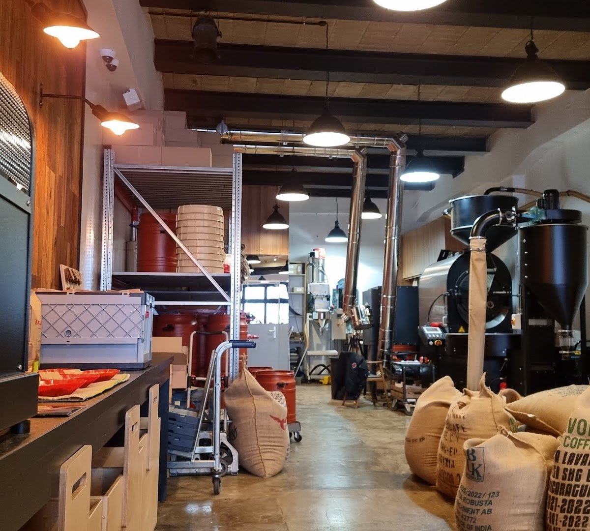 ZAZZA Kaffeerösterei specialty coffee shop in Berlin - photo 5