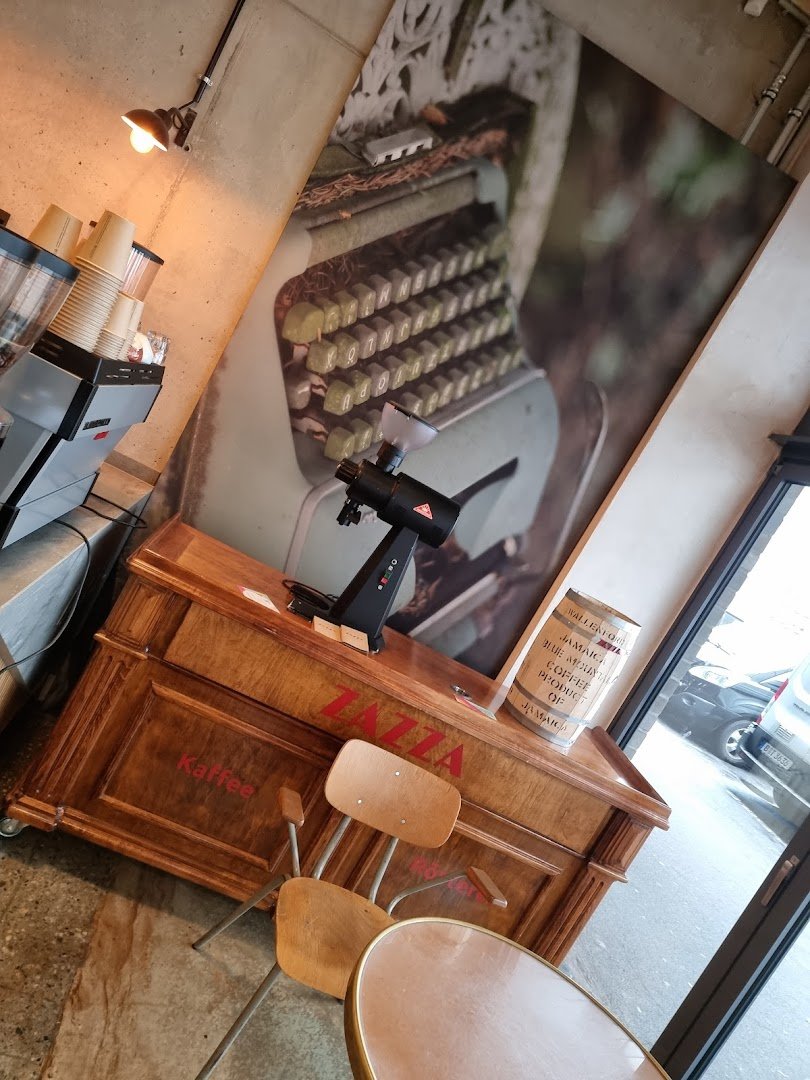 ZAZZA Kaffeerösterei specialty coffee shop in Berlin - photo 7
