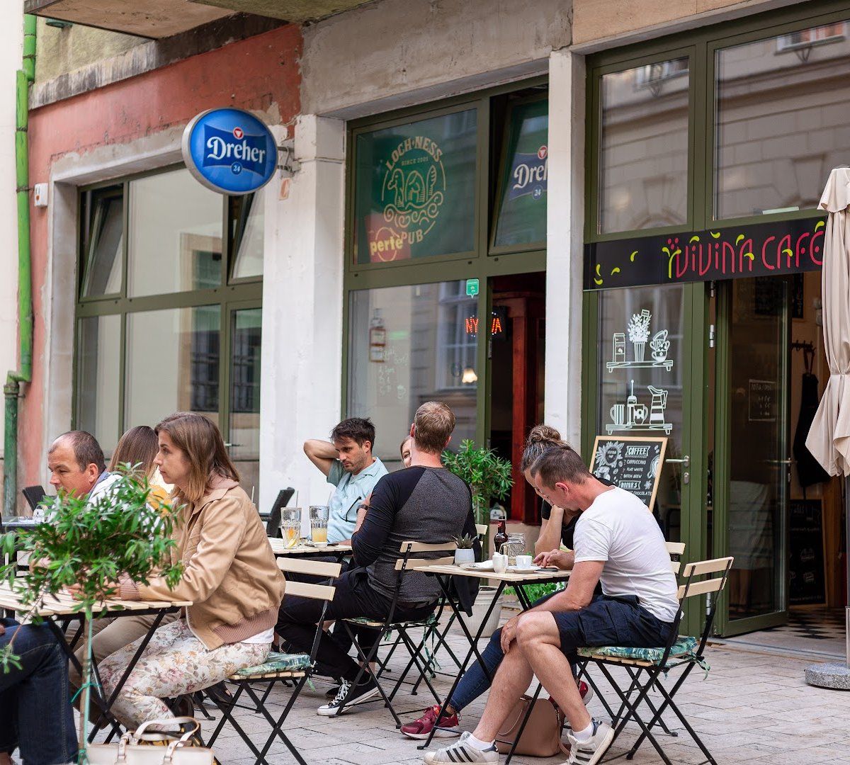 VIVINA'S Café & Roastery - coffee, brunch and more specialty coffee shop in Budapest - photo 6