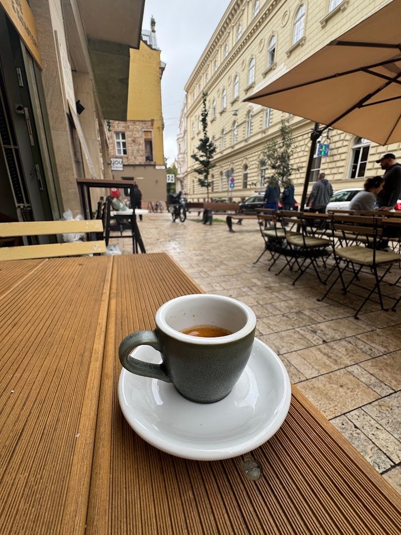 VIVINA'S Café & Roastery - coffee, brunch and more specialty coffee shop in Budapest - photo 7