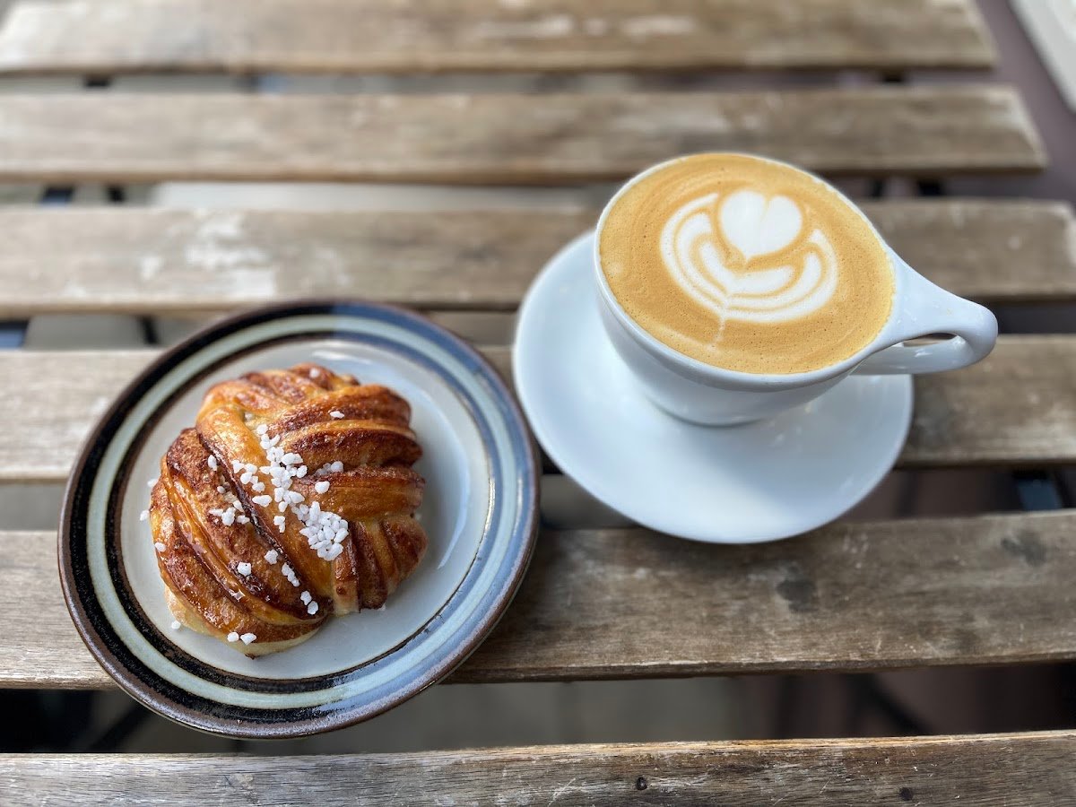 4850 specialty coffee shop in Amsterdam - photo 3