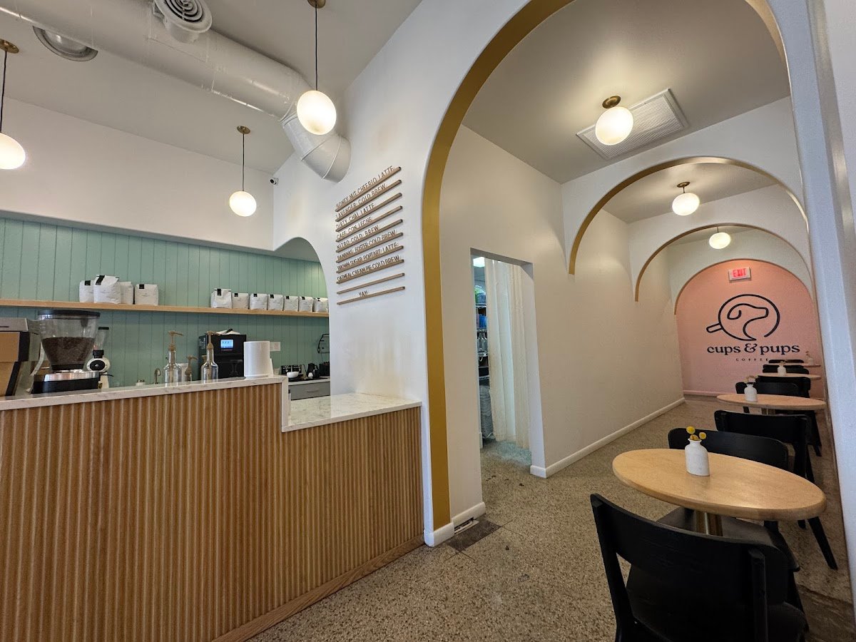 Cups and Pups Coffee specialty coffee shop in Orlando - photo 3