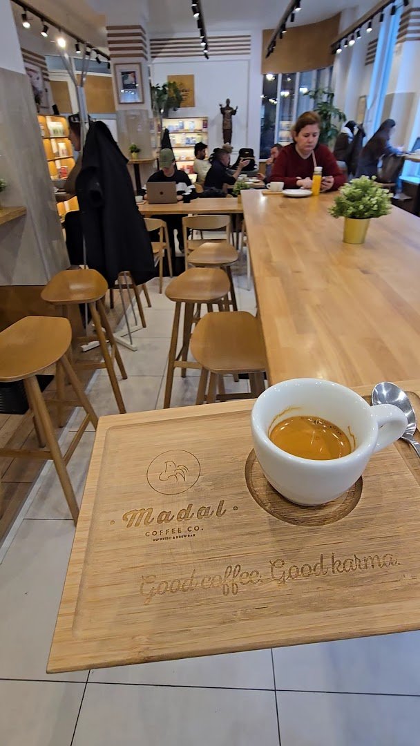 Madal Cafe - Specialty Coffee Shop - Kávézó specialty coffee shop in Budapest - photo 7