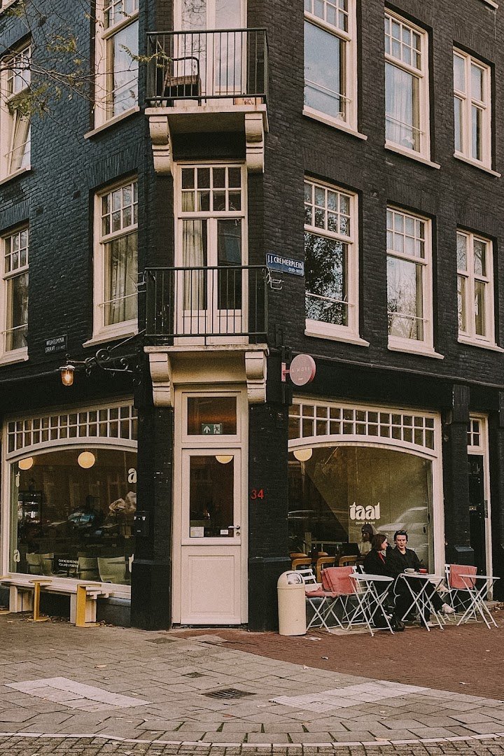 taal.coffee specialty coffee shop in Amsterdam - photo 2