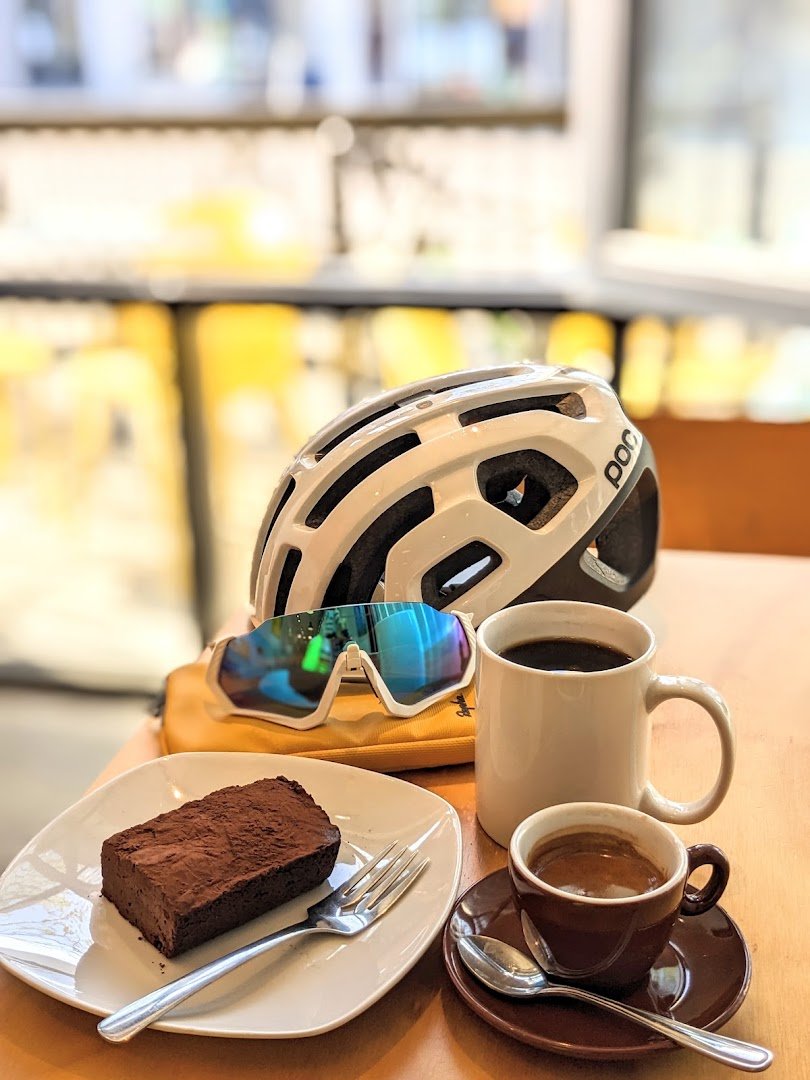 Coffee at Zav Coffee Shop and Gallery, specialty coffee shop in Toronto