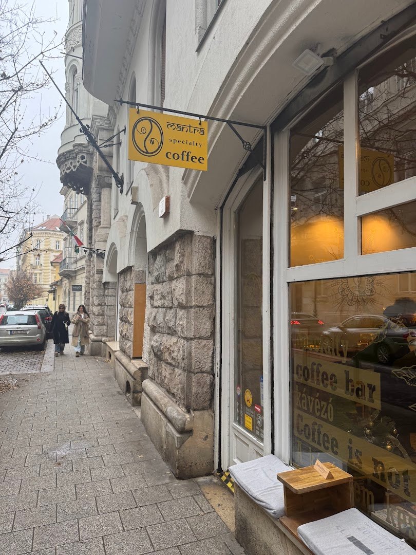 Mantra Specialty Coffee Minibar specialty coffee shop in Budapest - photo 12