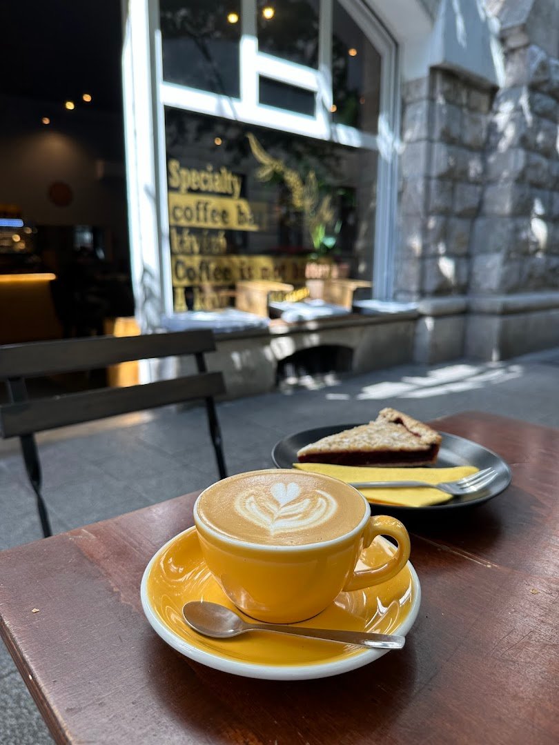 Mantra Specialty Coffee Minibar specialty coffee shop in Budapest - photo 7