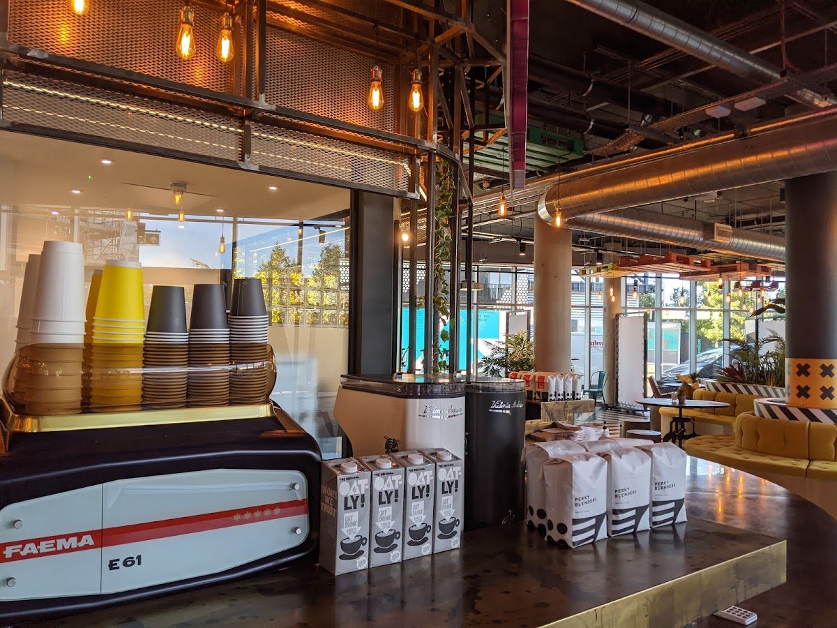 Clarnico Coffee specialty coffee shop in London - photo 7