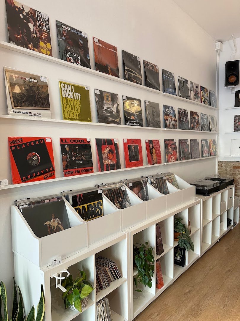 CO'LAAB specialty coffee shop in Barcelona - photo 3