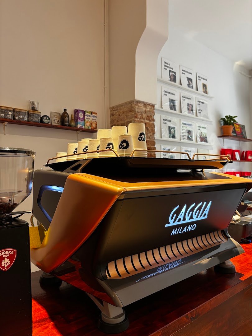 CO'LAAB specialty coffee shop in Barcelona - photo 9