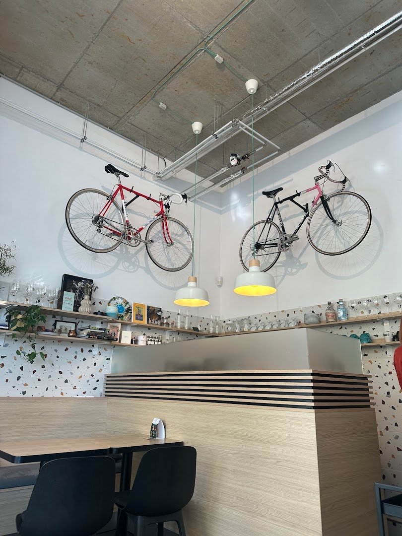 Bringiton coffee & bikes specialty coffee shop in Budapest - photo 3