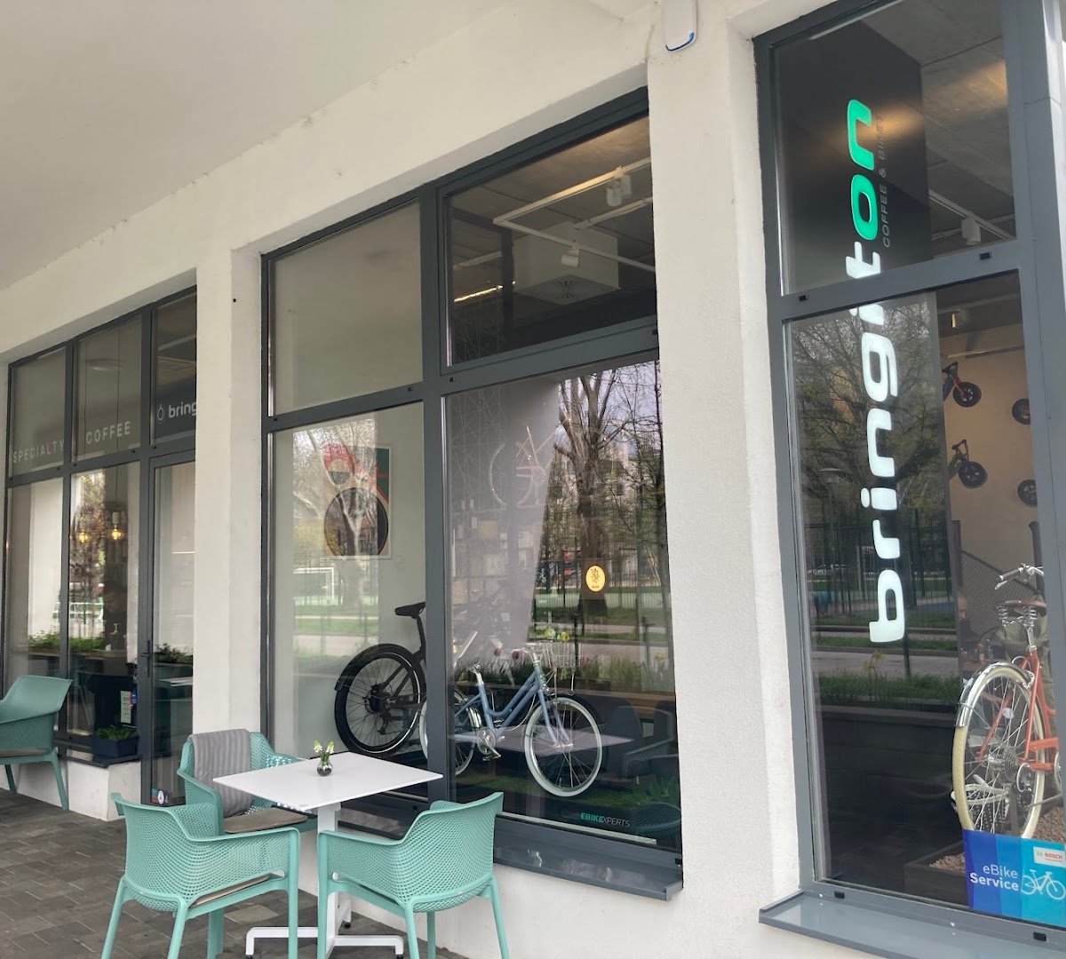 Bringiton coffee & bikes specialty coffee shop in Budapest - photo 6