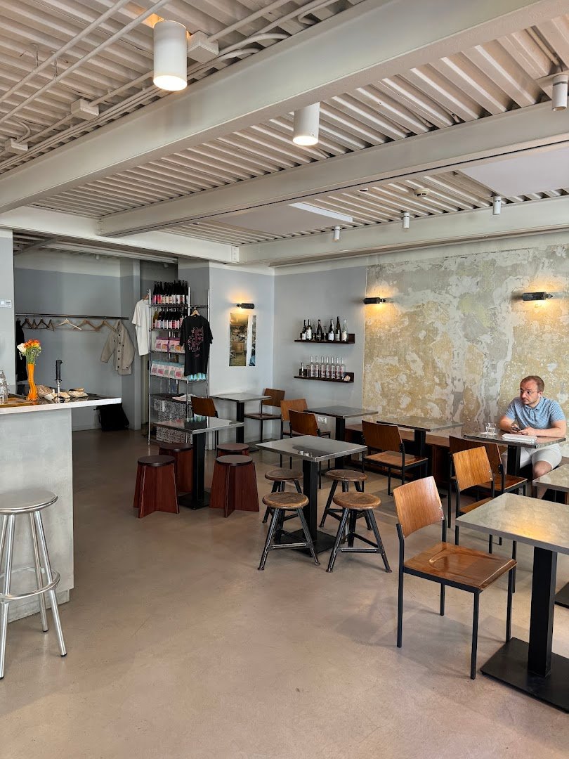 Dorado Café specialty coffee shop in Budapest - photo 4