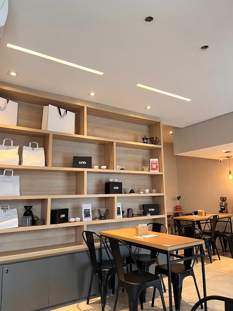 Interior of Crio Café, specialty coffee shop in São Paulo