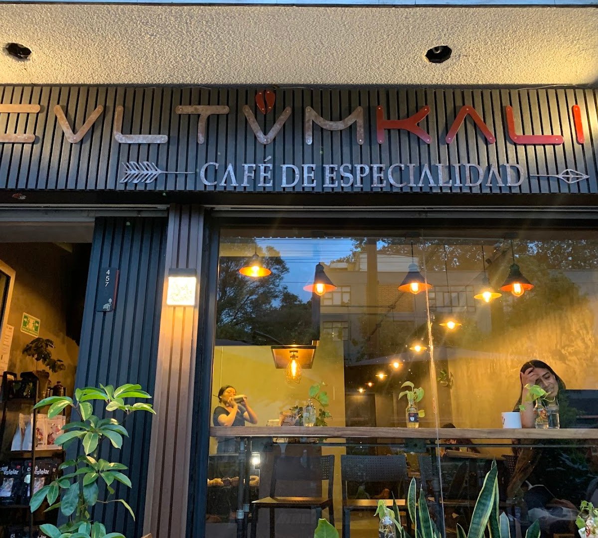 Storefront of Cultumkali café, specialty coffee shop in Mexico City