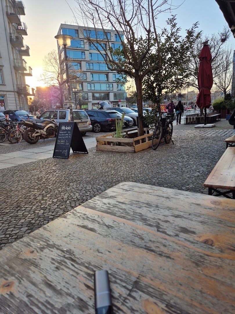 Bonanza Coffee Heroes specialty coffee shop in Berlin - photo 4