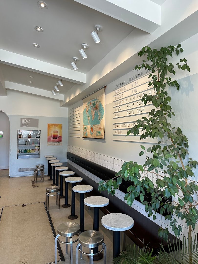 Interior of Café Saint-Henri (Marché Jean-Talon), specialty coffee shop in Montreal