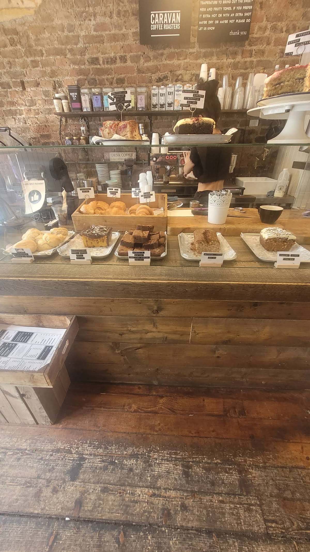 Bluebelles of Portobello specialty coffee shop in London - photo 6