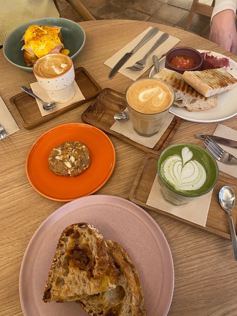 Nuna Coffee Shop specialty coffee shop in Madrid - photo 8