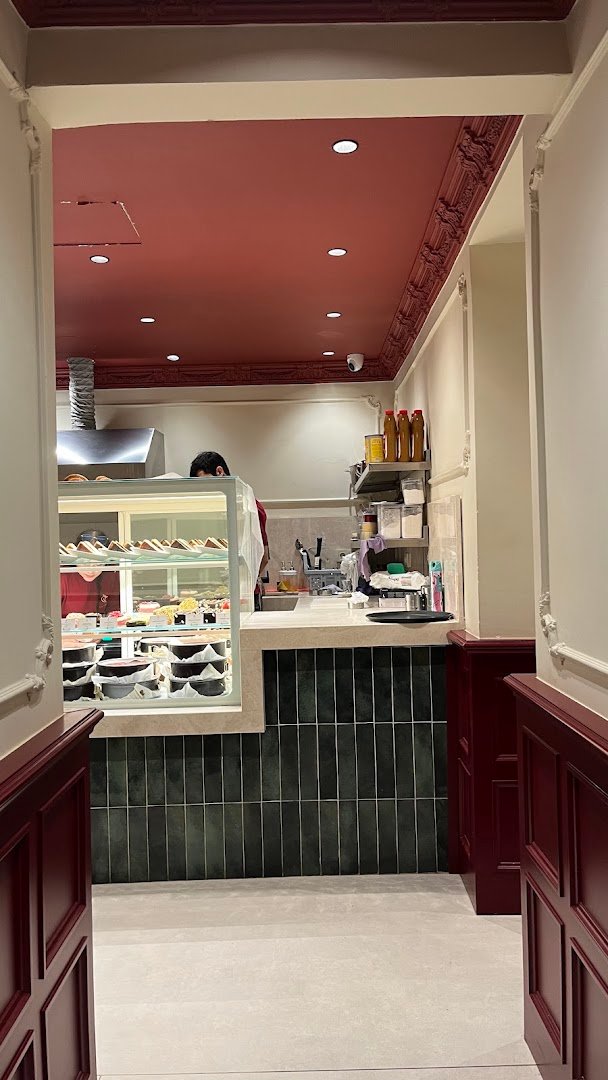 Louvell & Co Galata specialty coffee shop in Istanbul - photo 7