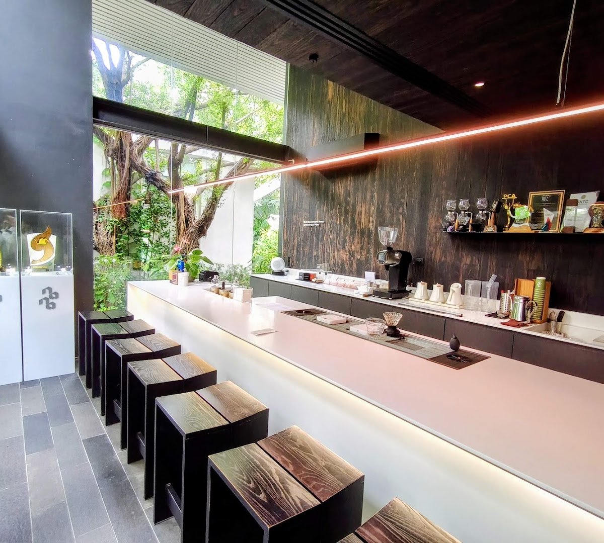 Nana Coffee Roasters Bangna specialty coffee shop in Bangkok - photo 2