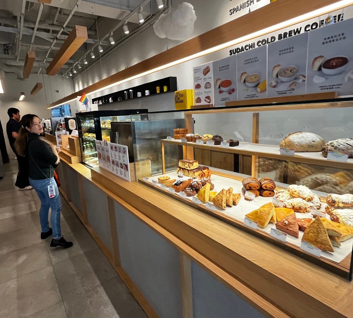Dreamers Coffee Roasters 南西店 | 全新開幕 | 酪梨早午餐x肉桂捲x新鮮咖啡専賣 specialty coffee shop in Taipei - photo 5