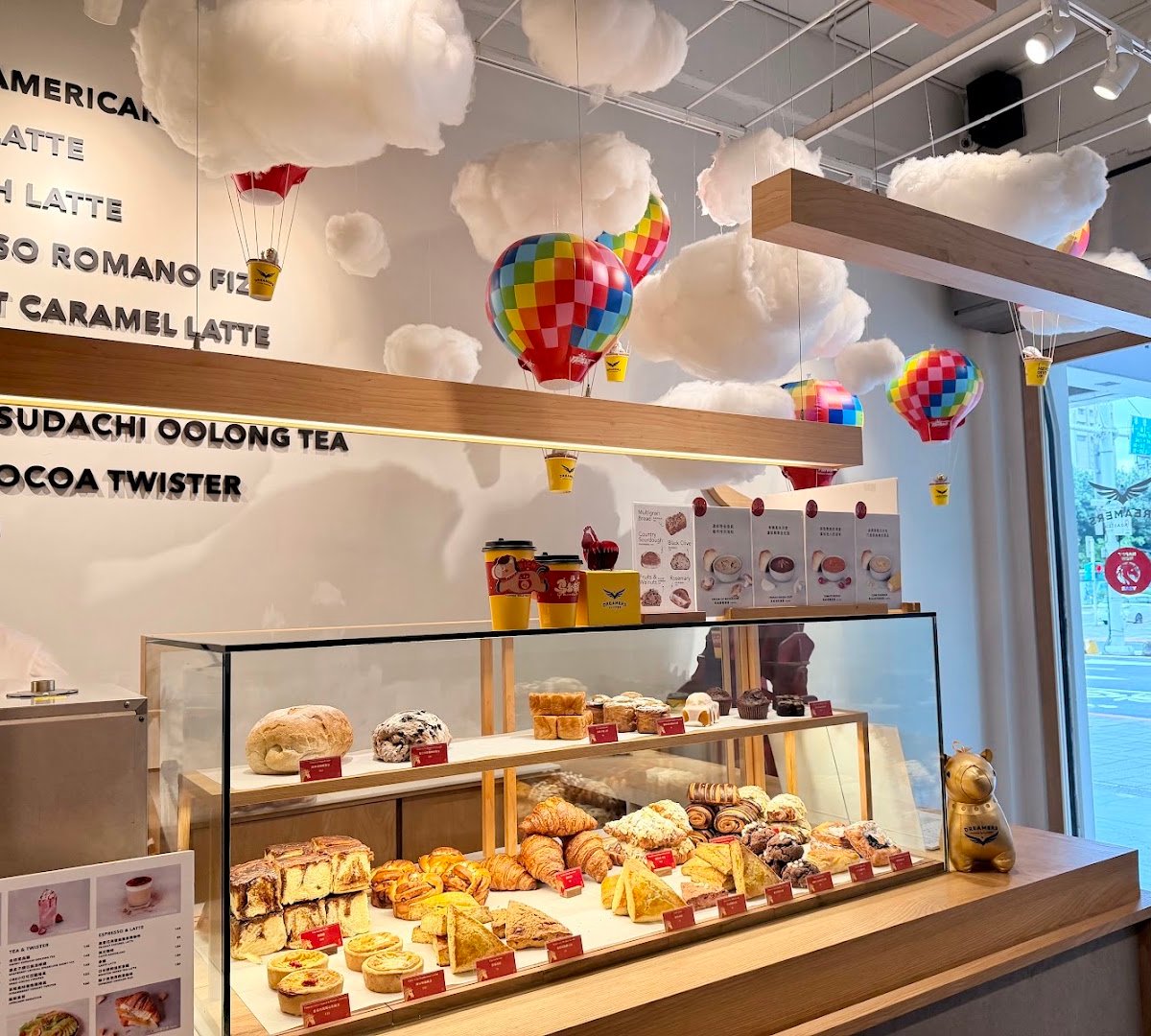 Dreamers Coffee Roasters 南西店 | 全新開幕 | 酪梨早午餐x肉桂捲x新鮮咖啡専賣 specialty coffee shop in Taipei - photo 6