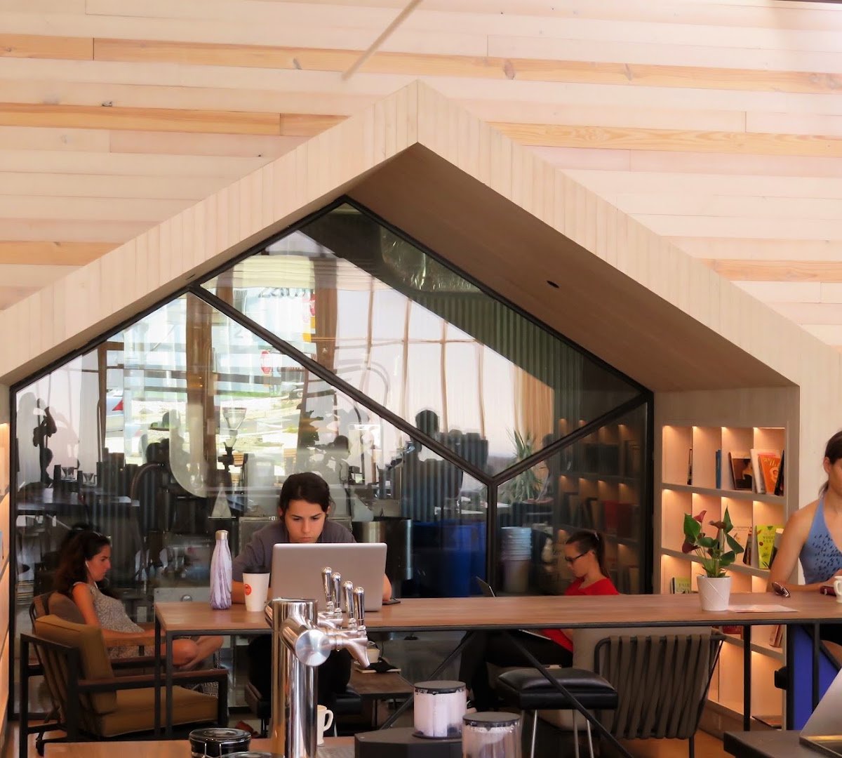 Greater Goods Roasting Co. specialty coffee shop in Austin - photo 2