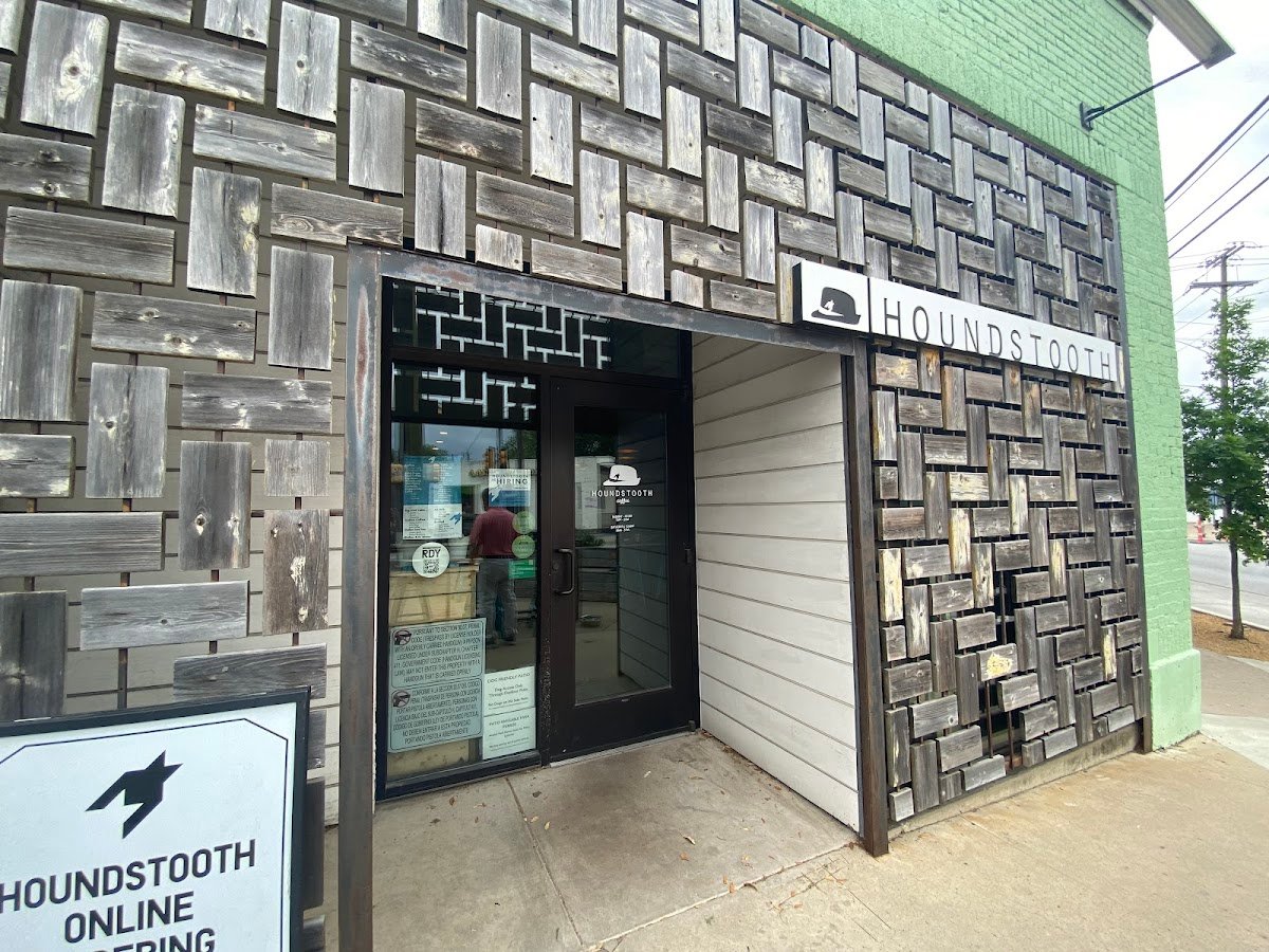 Houndstooth Coffee specialty coffee shop in Dallas - photo 6