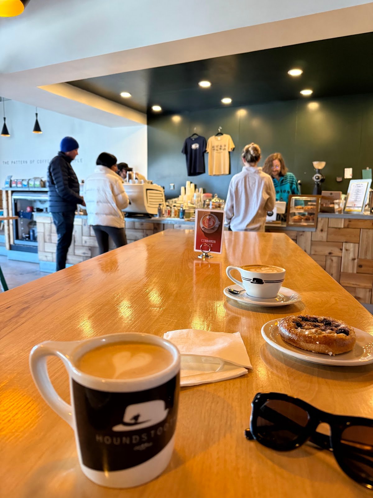 Houndstooth Coffee specialty coffee shop in Dallas - photo 7