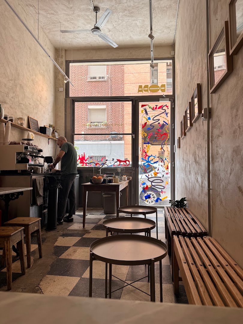 Dopa Café - Café de Especialidad specialty coffee shop in Madrid - photo 3