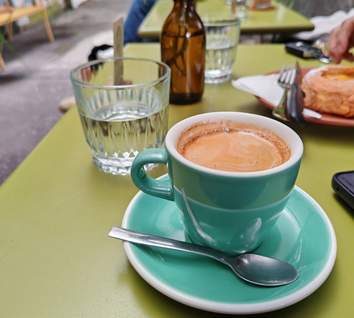 Coffee at CUMBÉ Coffee Roasters, specialty coffee shop in Mexico City
