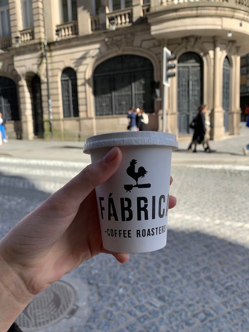 Coffee at FÁBRICA COFFEE ROASTERS - TO-GO, specialty coffee shop in Porto