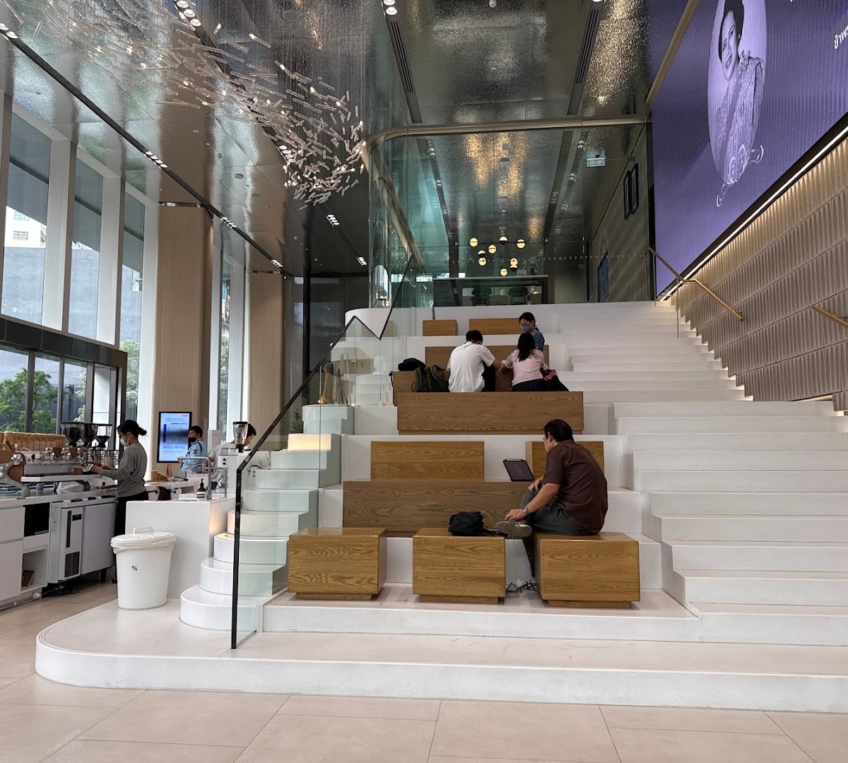 % Arabica Bangkok UOB Plaza specialty coffee shop in Bangkok - photo 2