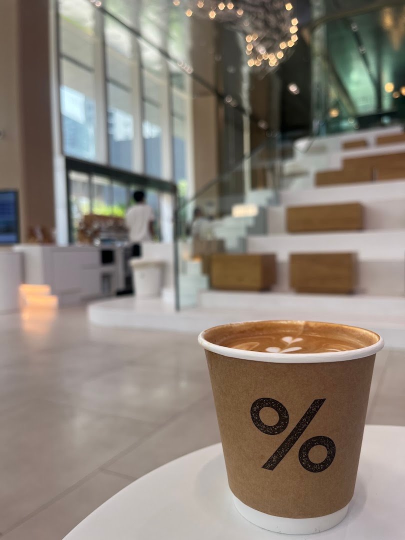 % Arabica Bangkok UOB Plaza specialty coffee shop in Bangkok - photo 3