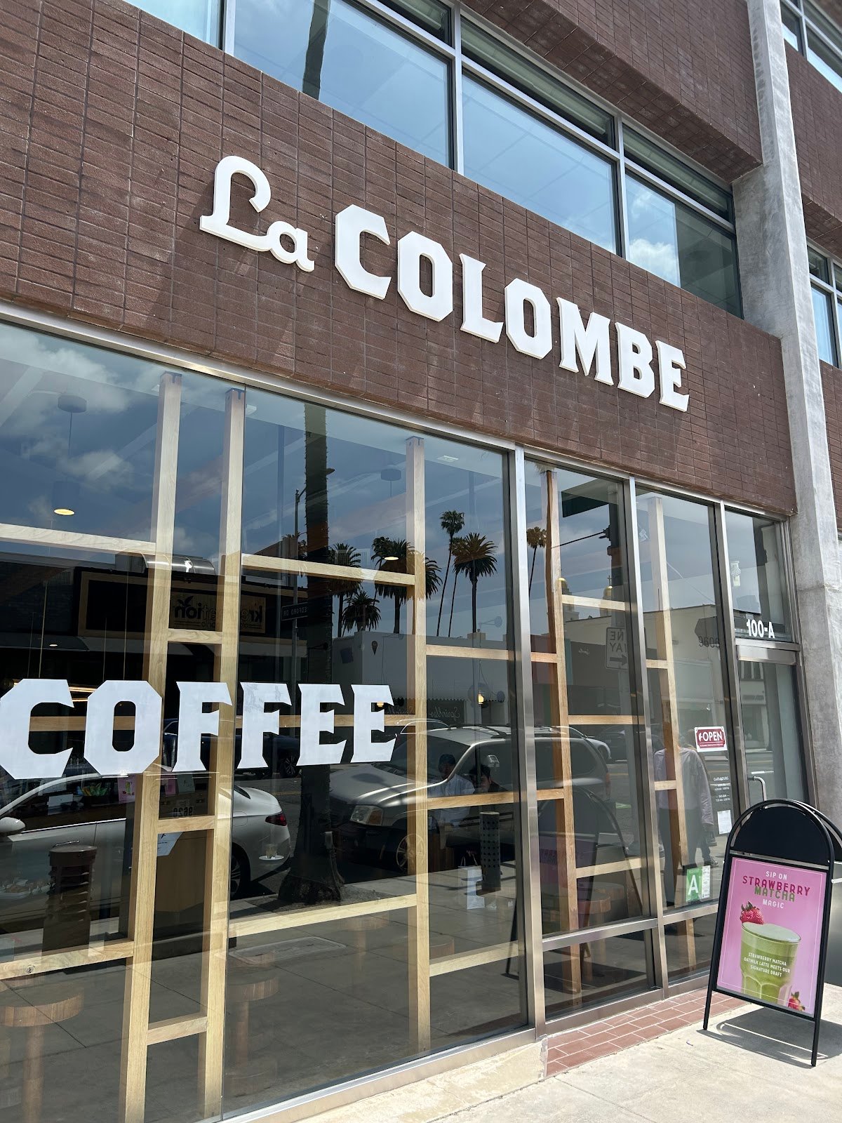 La Colombe Coffee Workshop specialty coffee shop in Los Angeles - photo 3