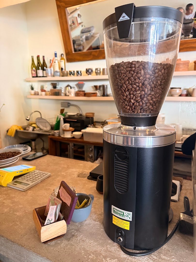 Interior of totte para todos, specialty coffee shop in Mexico City